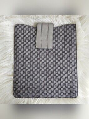 🩶 Gucci iPad Cover 🩶